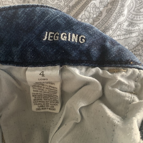 American eagle low rise skinny’s 4 long - Picture 5 of 5